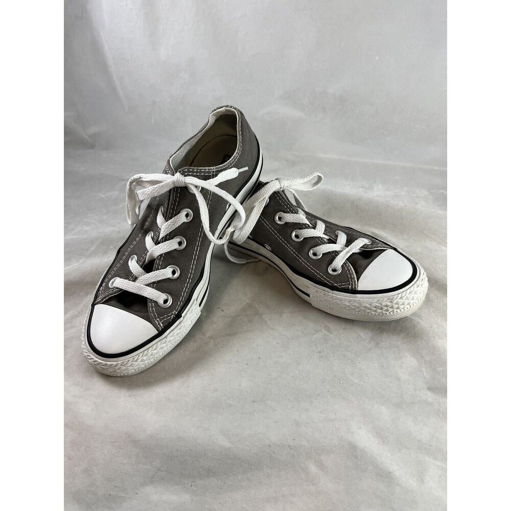 Converse All Star Low Top Sneakers Shoes Gray Womens Size 6 Mens Size 4
